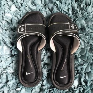 Nike Black Foam Slides
